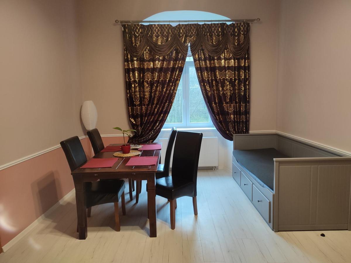Zamecky Apartman - Castle Apartment Stříbro Extérieur photo